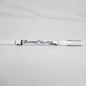 Be BellaโCosmetics - Divine Glide Gel Pencil Liner - White
